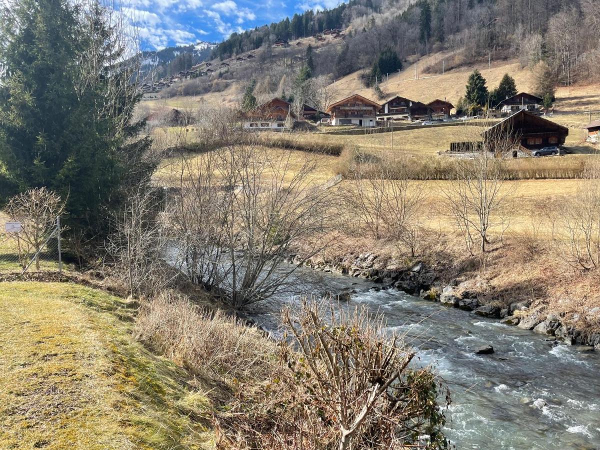 Aparthotel Mountain River Resort Val d'Illiez Luaran gambar