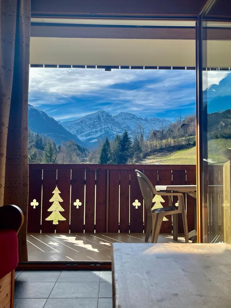 Aparthotel Mountain River Resort Val d'Illiez Luaran gambar