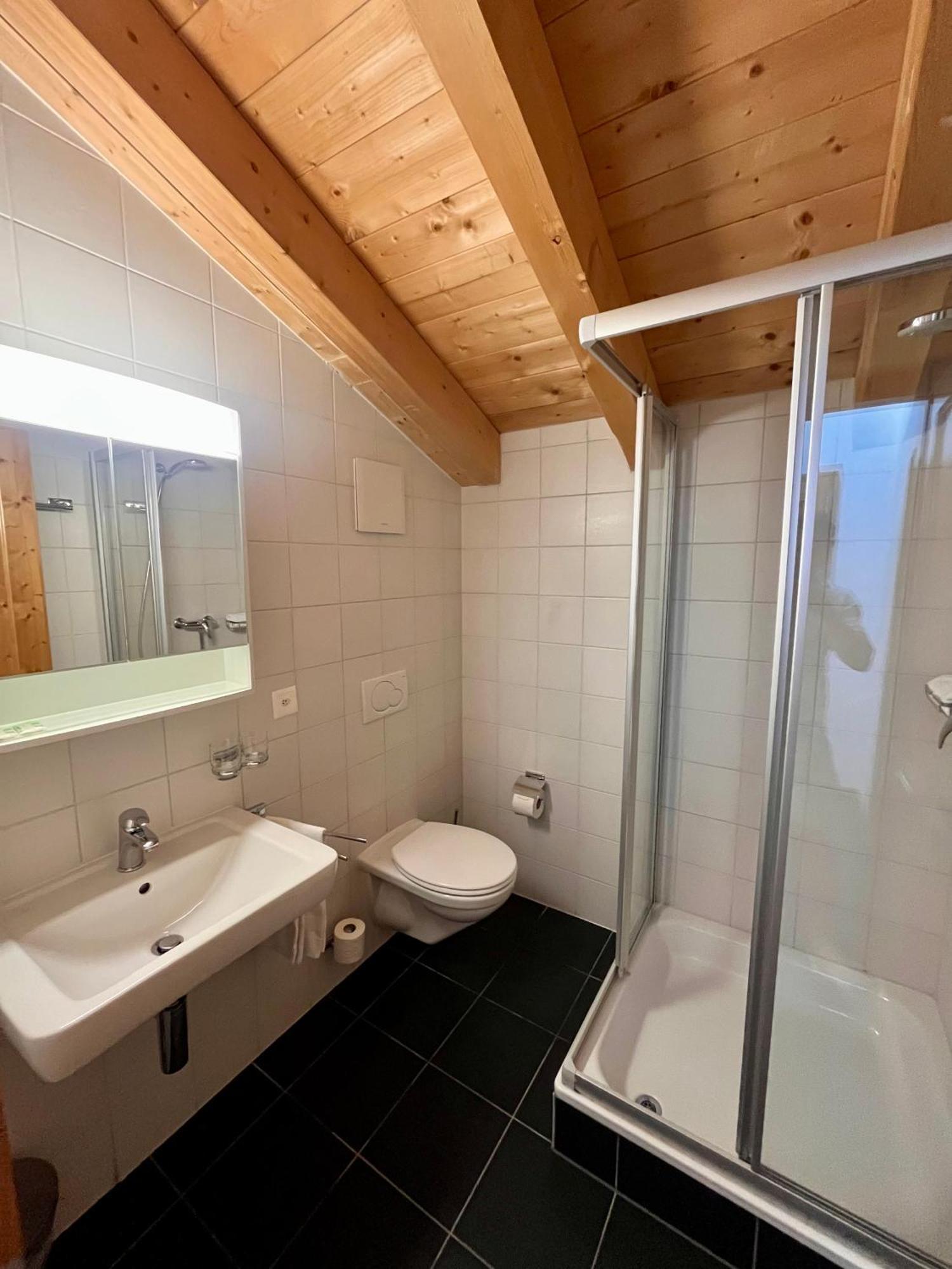 Aparthotel Mountain River Resort Val d'Illiez Luaran gambar