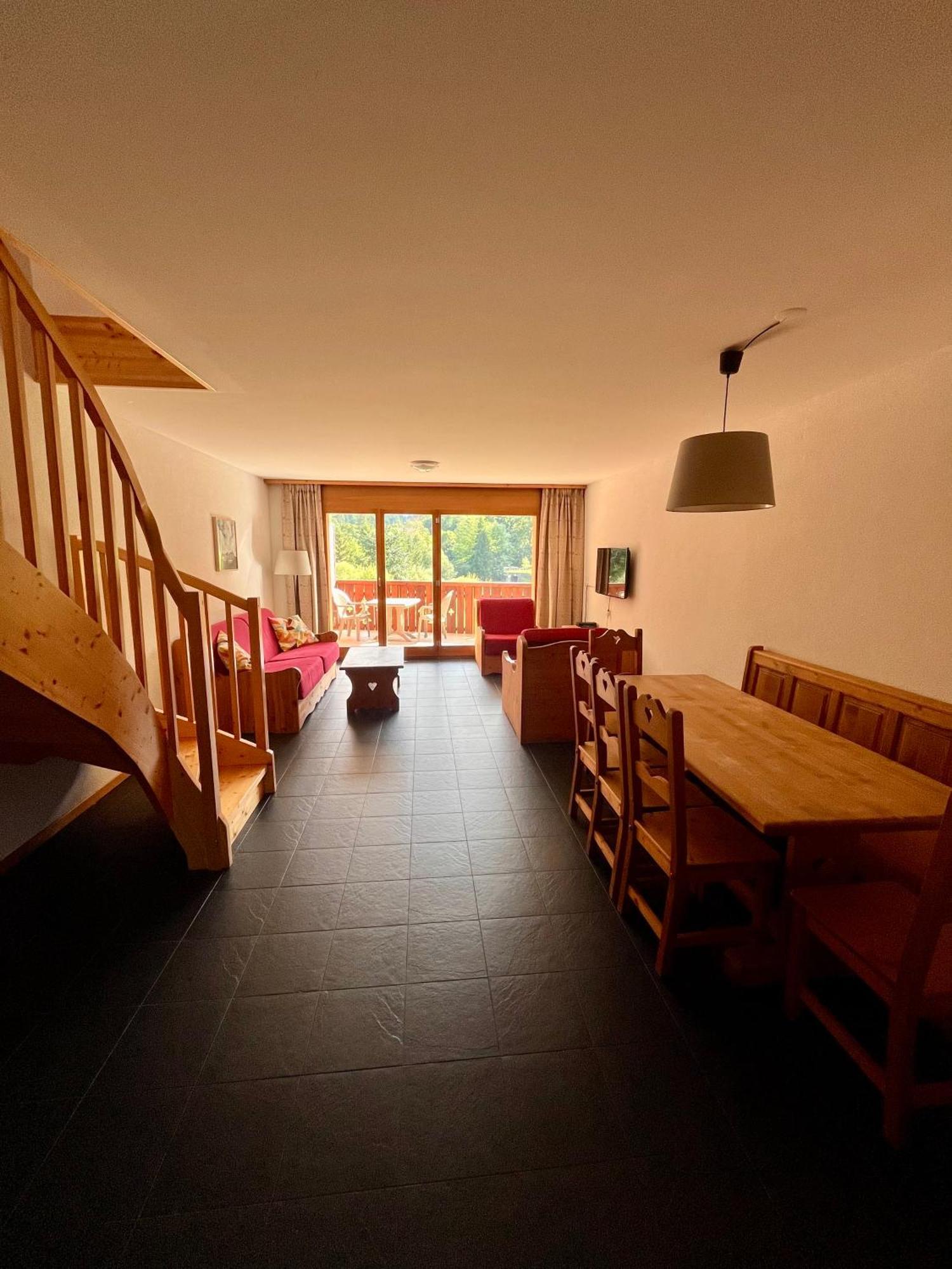 Aparthotel Mountain River Resort Val d'Illiez Luaran gambar