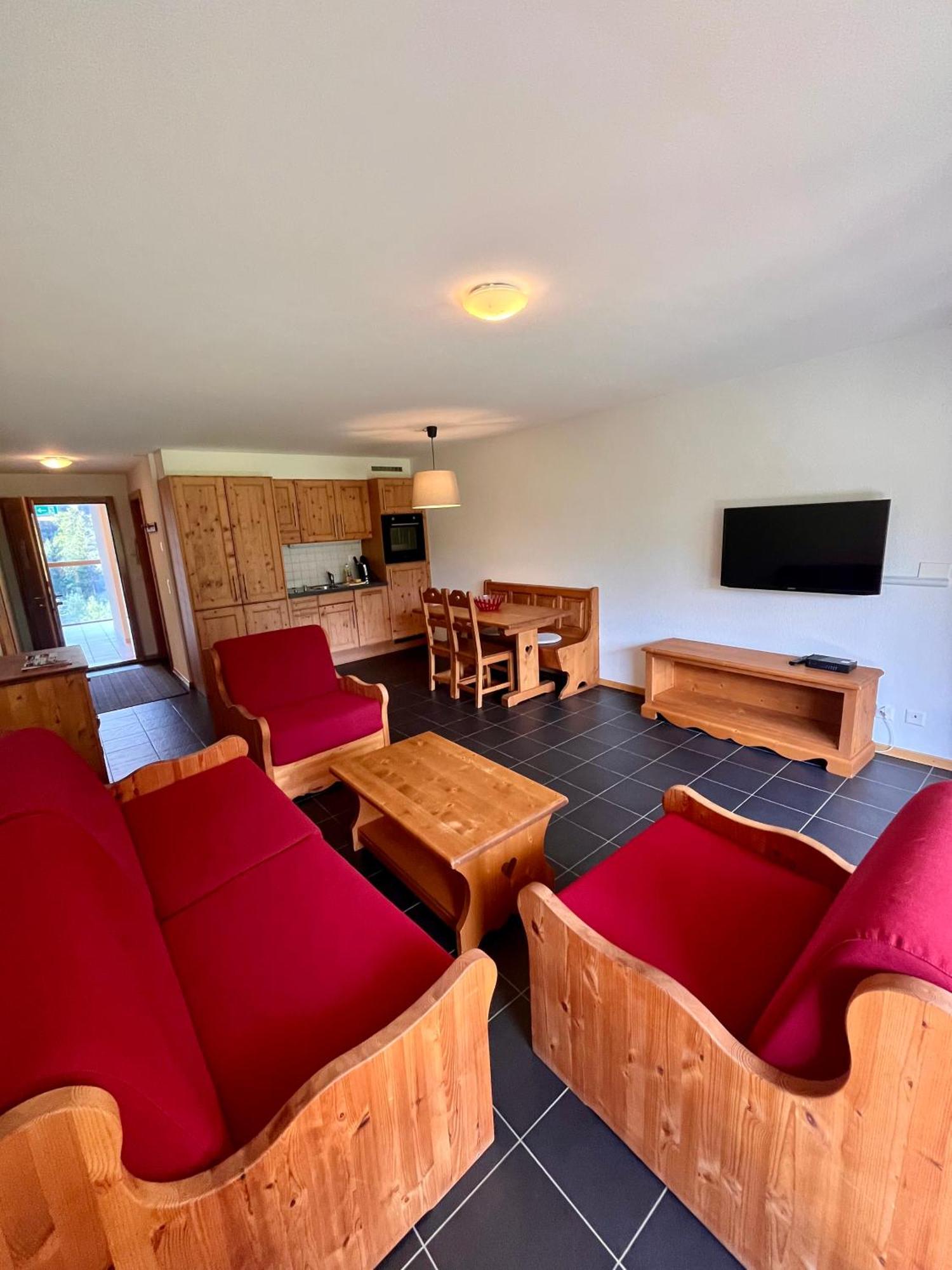 Aparthotel Mountain River Resort Val d'Illiez Luaran gambar