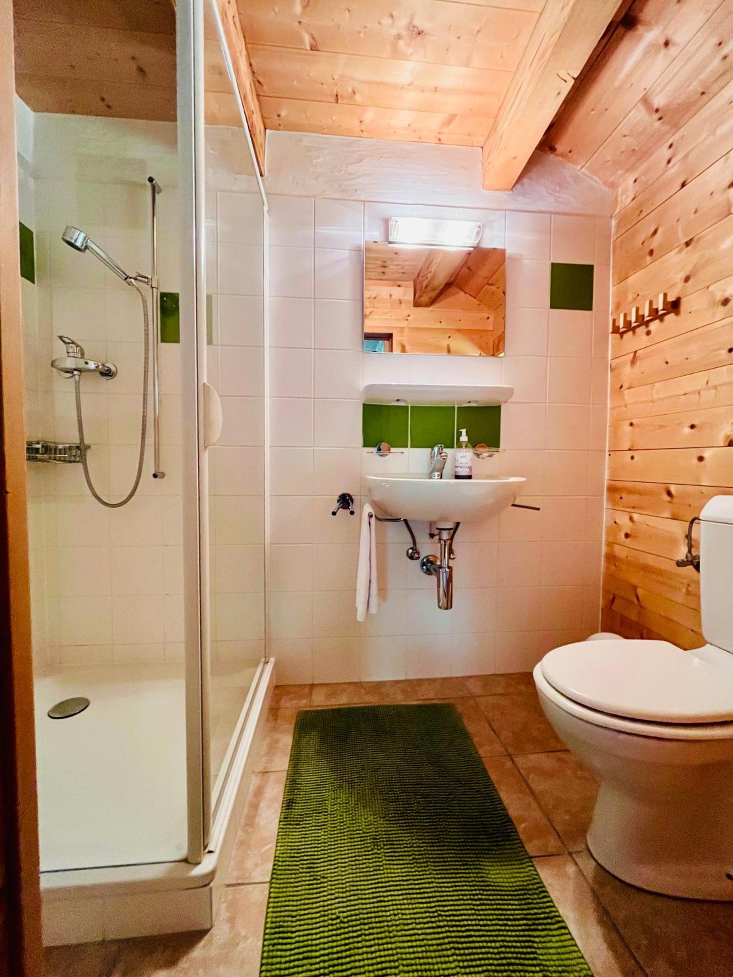 Aparthotel Mountain River Resort Val d'Illiez Luaran gambar