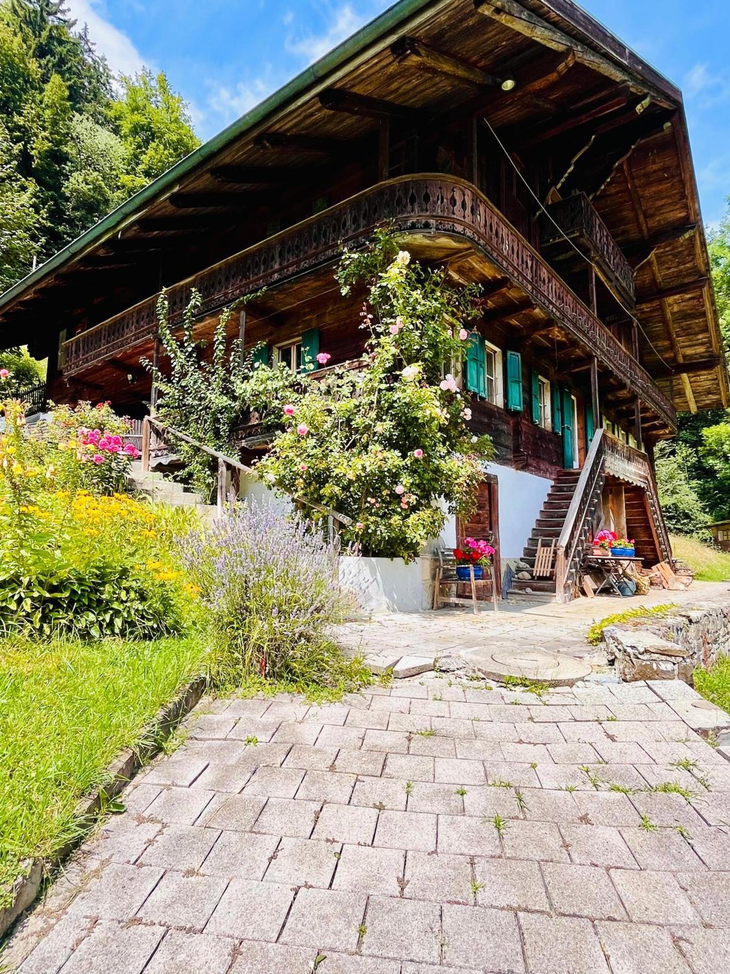 Aparthotel Mountain River Resort Val d'Illiez Luaran gambar